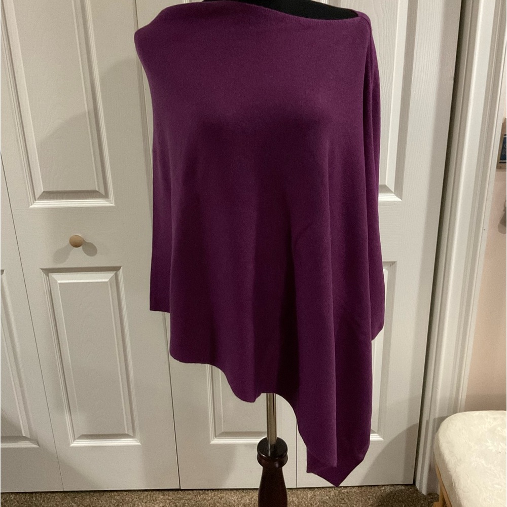 Cashmere poncho